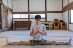 Samakonasana